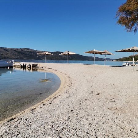 Villa Barbara & Zoran With Heated Swimming Pool Seget Vranjica Exterior photo