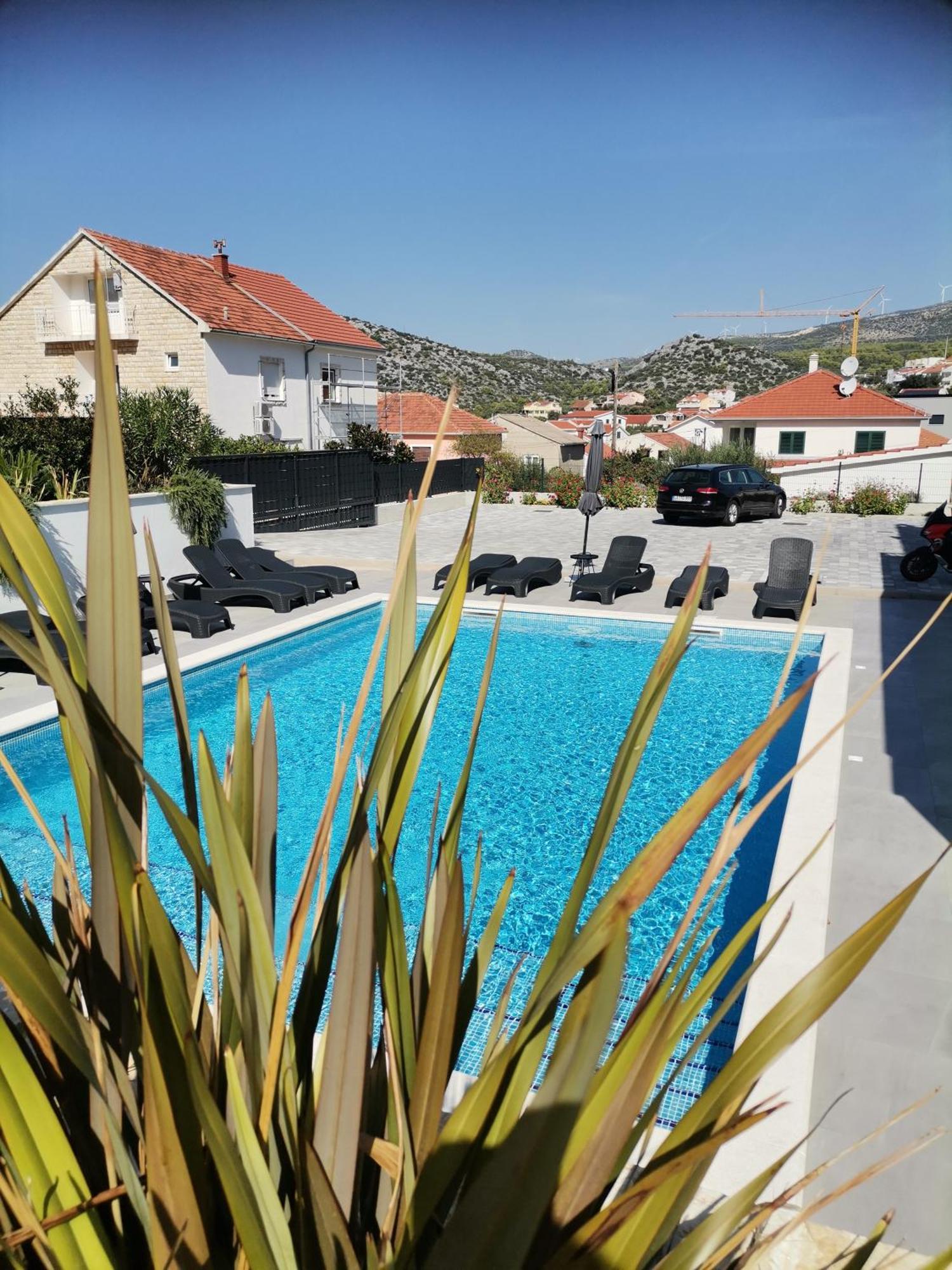 Villa Barbara & Zoran With Heated Swimming Pool Seget Vranjica Exterior photo