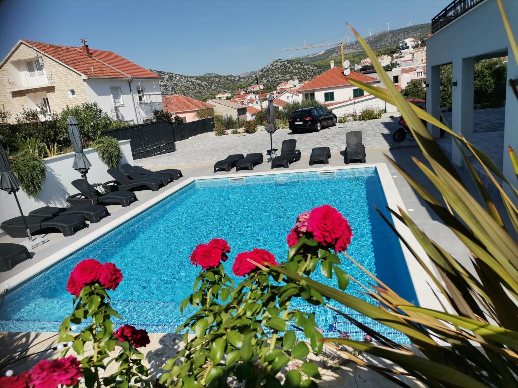 Villa Barbara & Zoran With Heated Swimming Pool Seget Vranjica Exterior photo